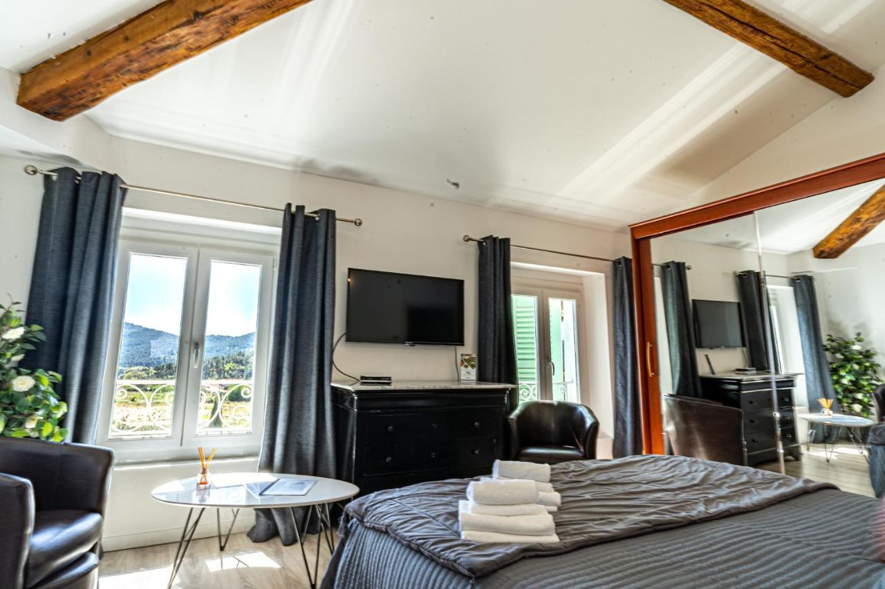Domaine De L'Aufrene Bed & Breakfast Hyères Eksteriør bilde