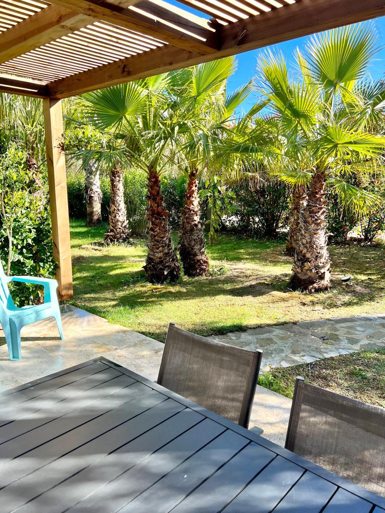 Domaine De L'Aufrene Bed & Breakfast Hyères Eksteriør bilde