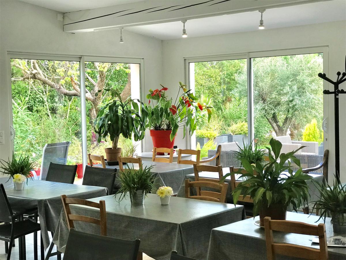 Domaine De L'Aufrene Bed & Breakfast Hyères Eksteriør bilde